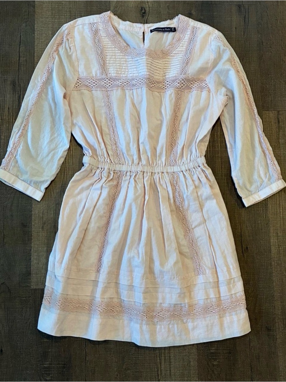 Abercrombie & Fitch Cream Dress with Soft Pink Trim